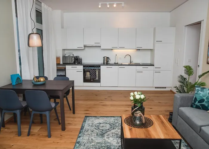 Great With View And Heated Rooftop Pool * Vienne