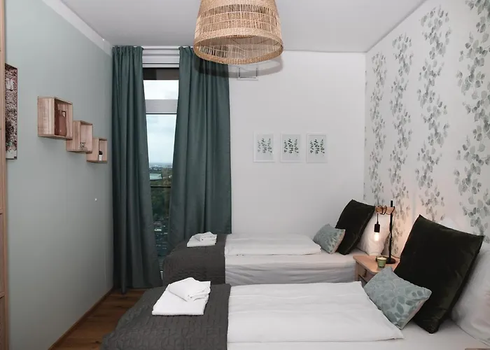 Great With View And Heated Rooftop Pool * Vienne