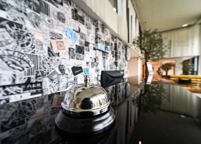 Great With View And Heated Rooftop Pool Appartement