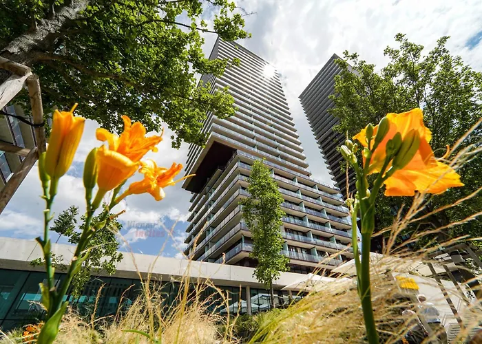 Great With View And Heated Rooftop Pool Vienne