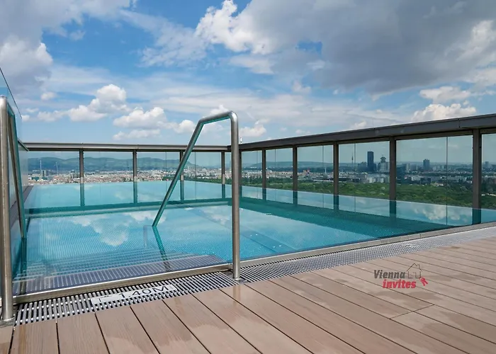 Great With View And Heated Rooftop Pool Appartement *