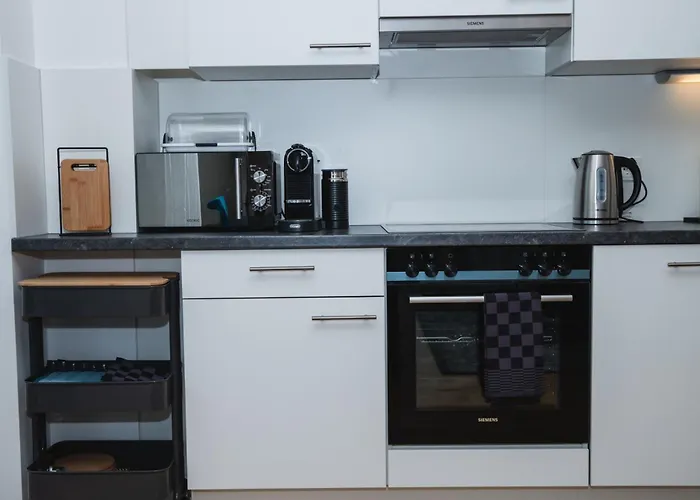 Great With View And Heated Rooftop Pool *